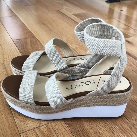 Sole Society Aven Wedge Sandal EUC! - Picture 6 of 11